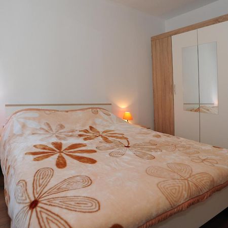 Voshta 2 Bedroom Apartment Zadar Room photo
