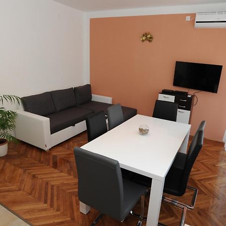 Voshta 2 Bedroom Apartment Zadar Room photo